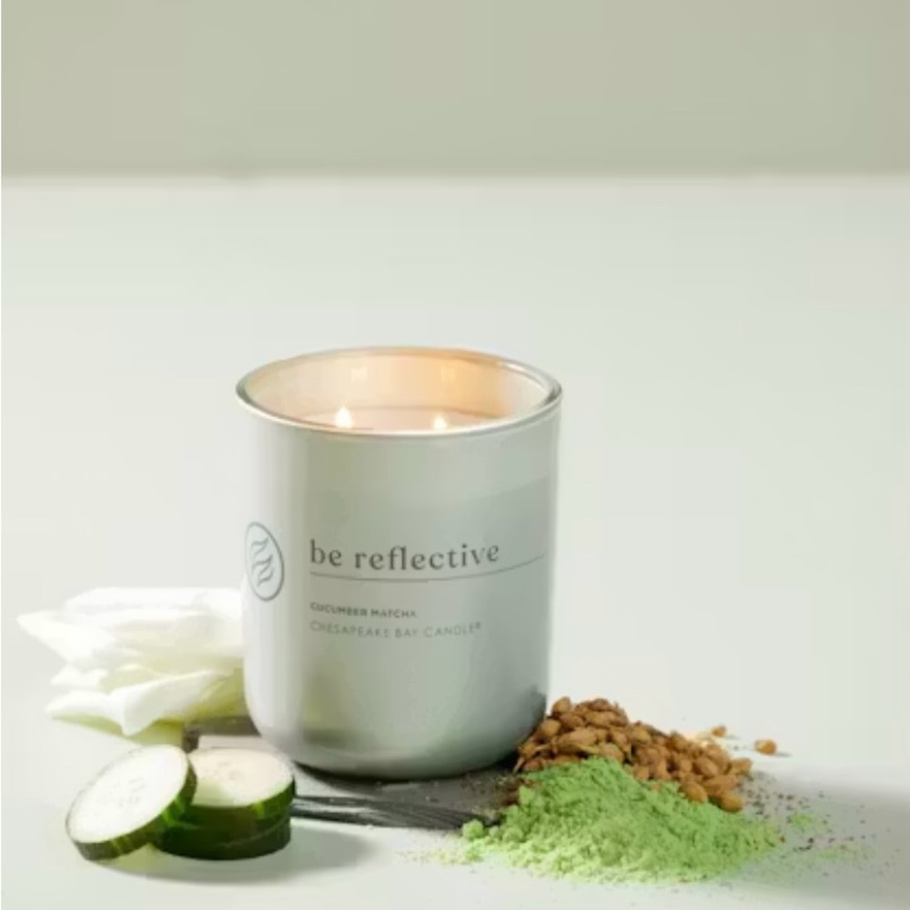 Chesapeake Bay Candle - Cucumber Matcha - Picture 5 of 9